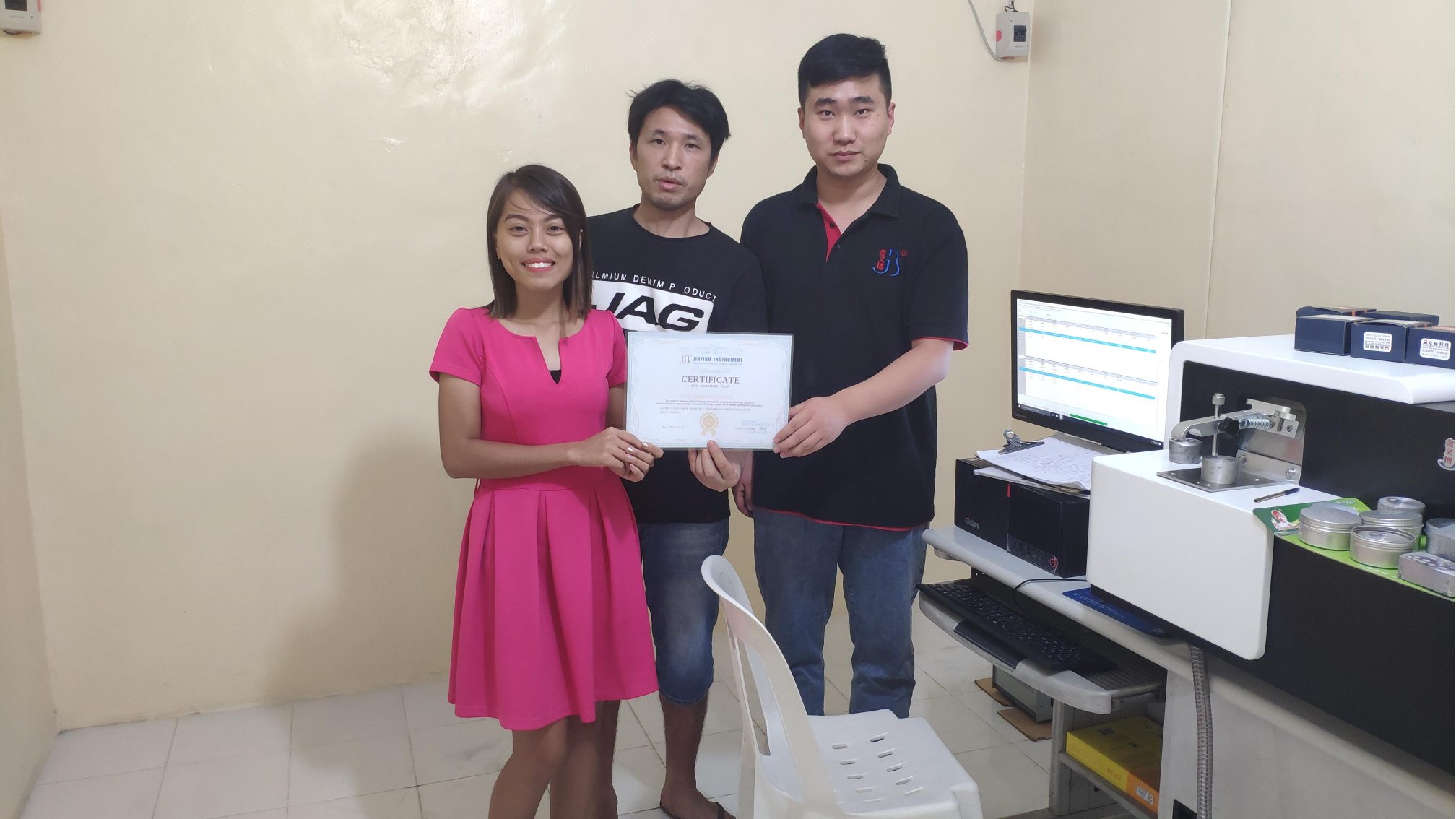 طیف‌سنج نشر نوری W5 برای شمش آلیاژهای آلومینیوم ADC10، ADC12 و A356