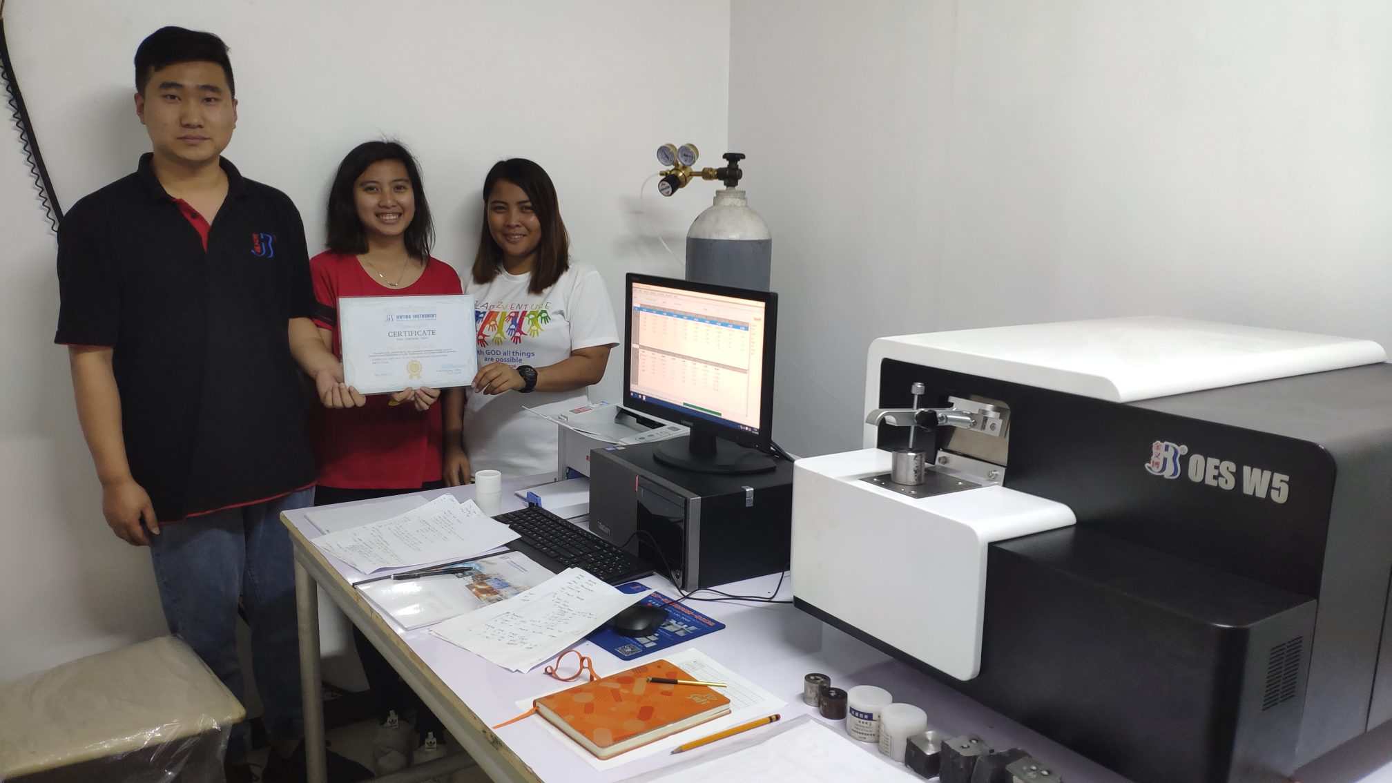 طیف‌سنج قرائت مستقیم W5 برای فولاد کربنی ASTM 1045، ASTM 1060، Q235، Q275