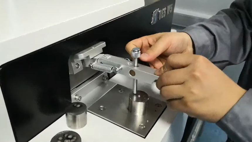 طیف‌سنج انتشار نوری W5 برای فولاد ضد زنگ